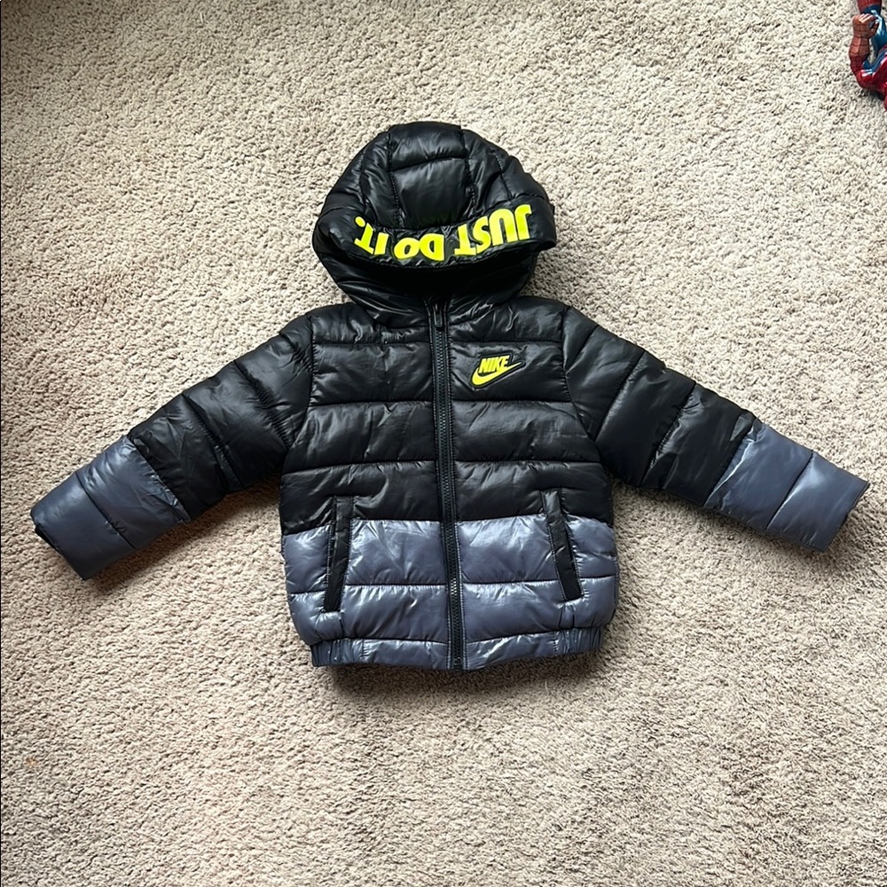 Nike Black and Gray Puffer Jacket for Cold Weather